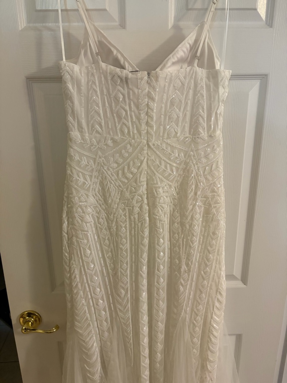 NWT Elegant White Embroidered Tulle Evening Dress - Picture 7 of 10
